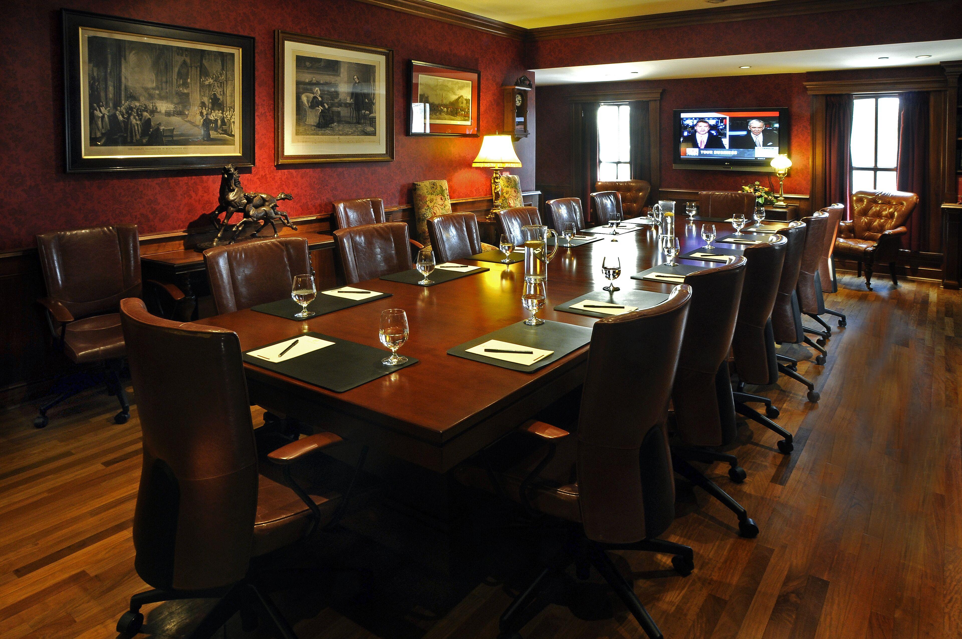 OBAN INN | ⋆⋆⋆⋆ | NIAGARA-ON-THE-LAKE, CANADA | SEASON DEALS FROM $264