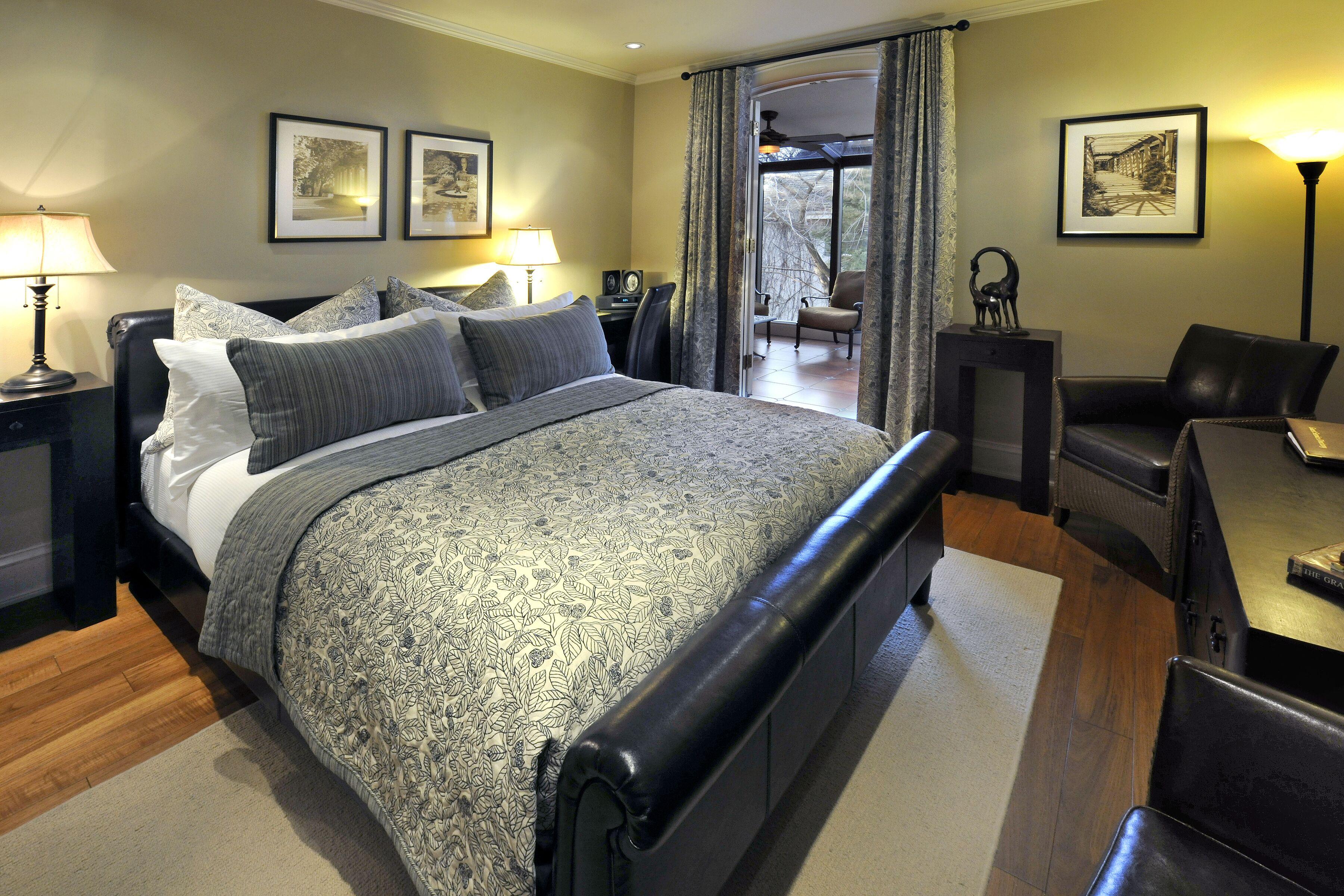 OBAN INN | ⋆⋆⋆⋆ | NIAGARA-ON-THE-LAKE, CANADA | SEASON DEALS FROM $264